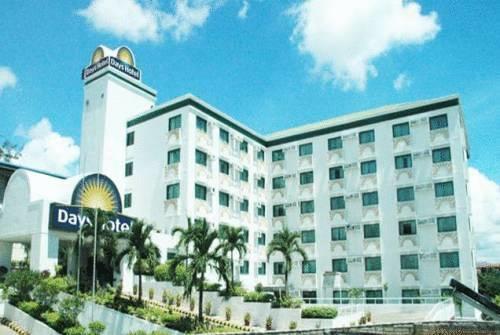 Days Hotel Mactan Cebu Lapu-Lapu City Exteriör bild